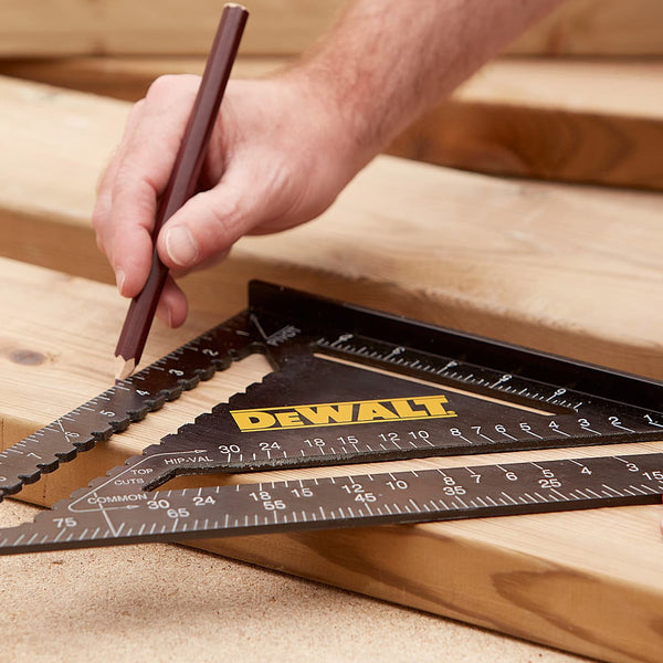 DeWalt DWHT46032-0, 12 inch rafter square, 300mm rafter square, DeWalt speed square, aluminium rafter square, roofing square, carpenter square, rafter layout tool, roofing layout tool, carpentry measuring tool, saw guide square, DeWalt square, rafter measuring tool