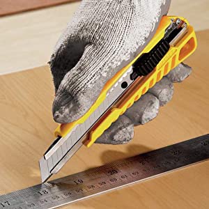 Stanley, Stanley STHT10276-812, Stanley Snap Off Knife, 18mm Snap Off Knife, Utility Knife, Auto Lock Knife, Quick Point Blade, ABS Body Cutter, Box Cutter, Carton Cutter, Packaging Knife, Construction Cutter, Warehouse Knife, Workshop Cutting Tool, Professional Utility Knife, Stanley Hand Tools, Cutting Tools, Lion Tools Mart