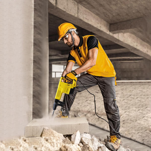 Stanley STHM10K 10kg Demolition Hammer - 1600W Heavy Duty Concrete Breaker