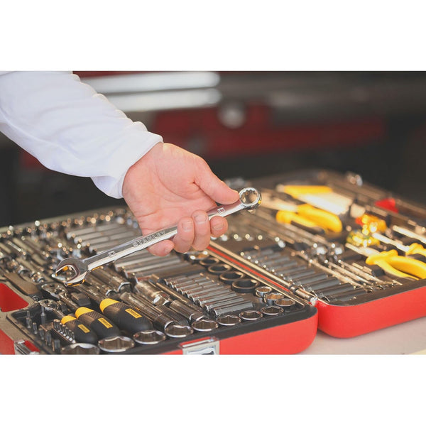 Stanley 150 Pcs Racing Mech Tools Set R99-150LA | Automotive Repair, Workshop, Garage & Industrial Maintenance Applications