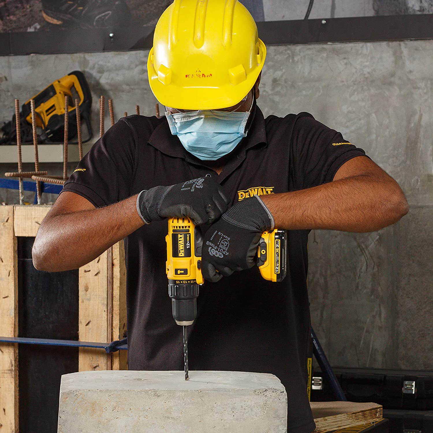 Buy Dewalt Max Hammer Drill Driver Dcd716d2 Best Price In India