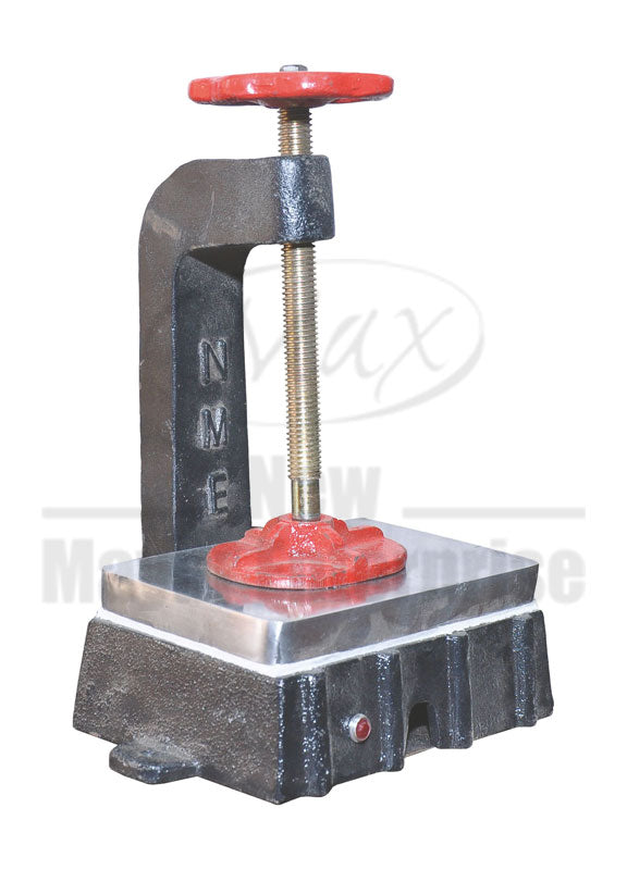 MAYUR HERO BRAND PUNTURE MACHINE NM147